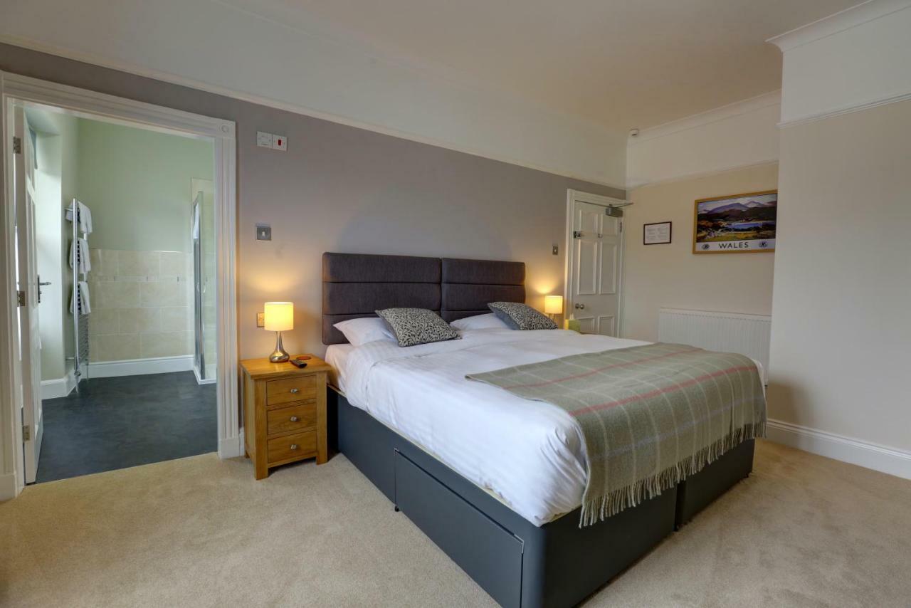 The Grange Guest House Brecon Exterior foto